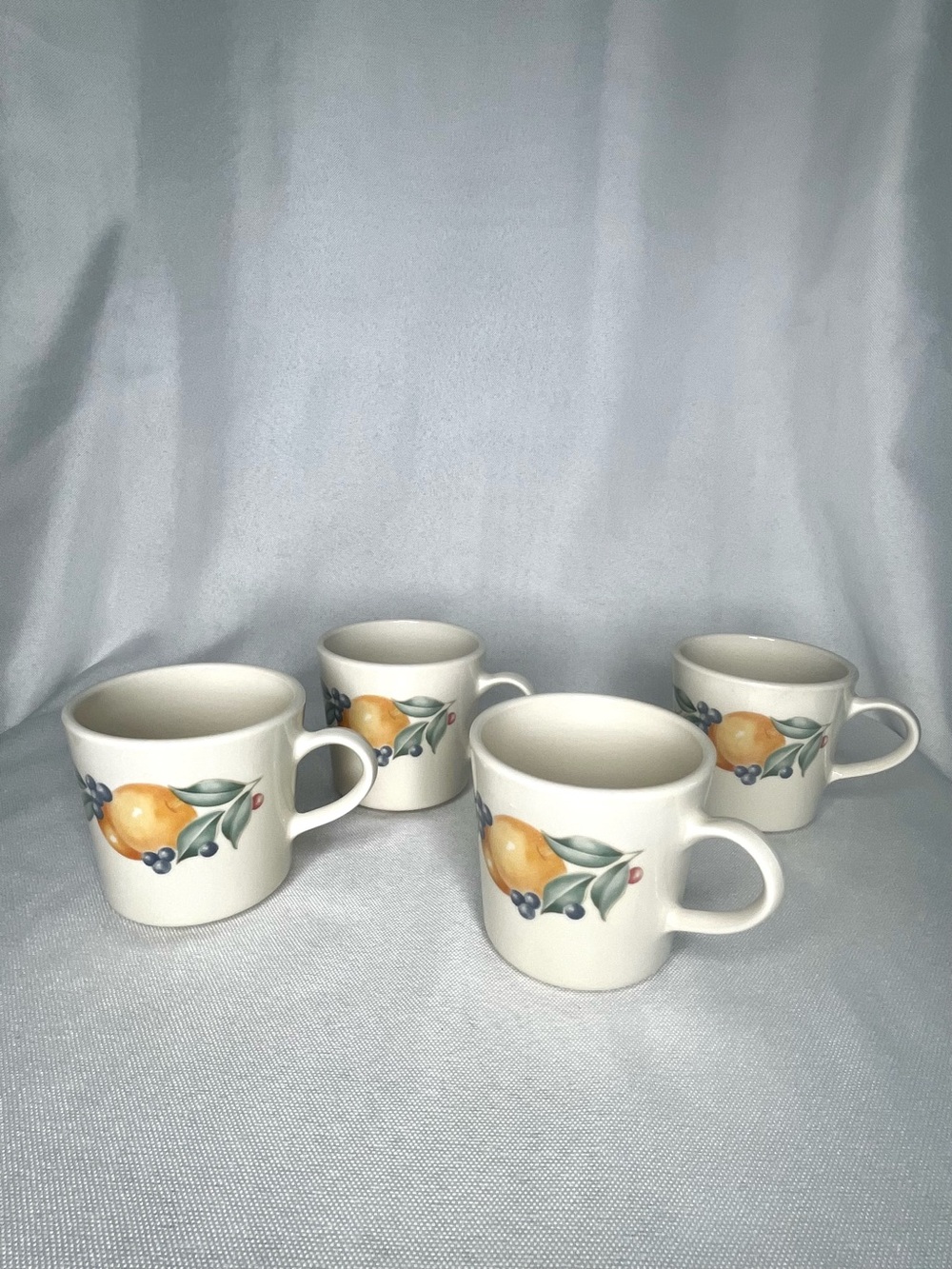 Set of 4 Corning Ware Fruit Basket Coffee Mugs Cups Vintage Corelle Coordinates